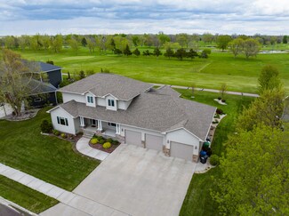 2904 Thunderbird Dr, Mitchell, SD 57301