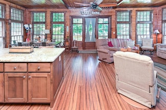 81 Bull Branch Dr, Double Springs, AL 35553