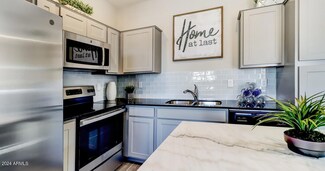 28123 N 28th Dr, Phoenix, AZ 85085
