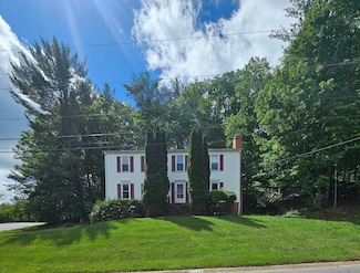2633 Wood Warbler Ln, Roanoke, VA 24018