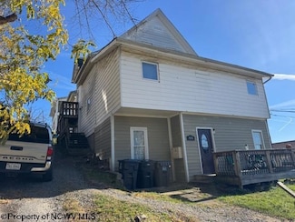 658 Spruce St, Morgantown, WV 26505