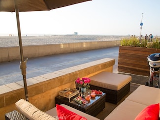 1728 The Strand Unit 4, Hermosa Beach, CA 90254