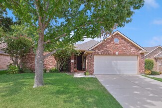 1824 Honey Mesquite Ln, Flower Mound, TX 75028