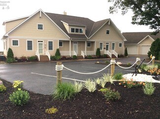 201 Point of View Dr Unit 201, Lakeside Marblehead, OH 43440