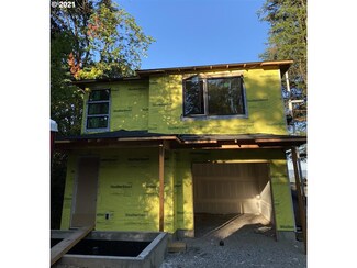 7306 SW Brier Place, Portland, OR 97219