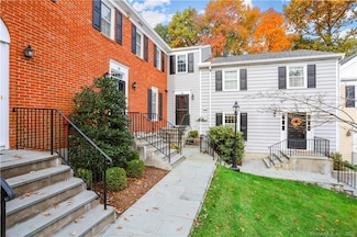 60 Greenwich Hills Dr Unit 60, Greenwich, CT 06831
