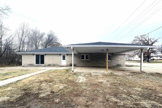 7866 E State St, Dugger, IN 47848