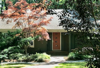 817 Old Mill Rd, Chapel Hill, NC 27514
