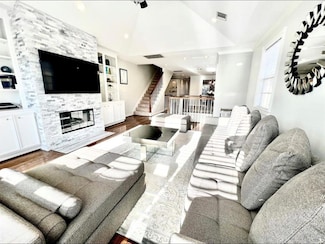 1714 Roy St, Houston, TX 77007