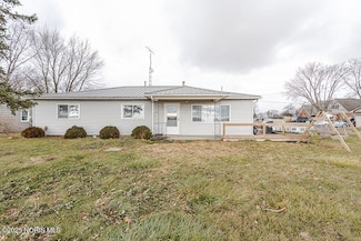 26825 Behrens Rd, Defiance, OH 43512