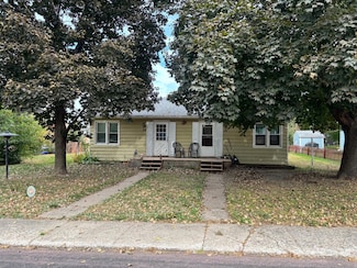 52 Cottage St, Fairmont, MN 56031