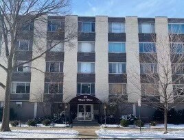 201 S Maple Ave Unit 103, Oak Park, IL 60302
