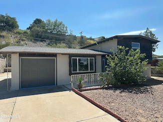 144 Mardi Gras Dr, El Paso, TX 79912