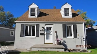 28741 Essex St, Roseville, MI 48066