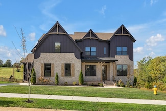 343 Circuit Rd, Franklin, TN 37064