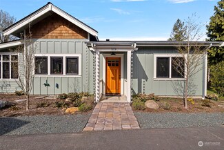 107 Sixth St, Langley, WA 98260