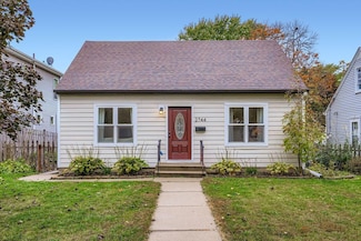 2744 Dakota Ave S, Saint Louis Park, MN 55416