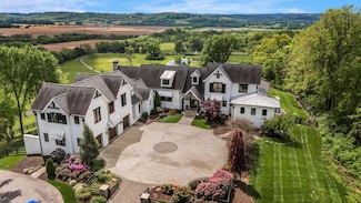 1888 W Harpeth Rd, Franklin, TN 37064