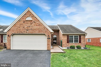 183 Mill Rd, Chambersburg, PA 17201