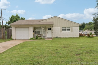 313 E 48th St, Tulsa, OK 74105