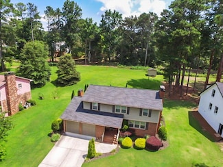 647 Shannon Green Cir SW, Mableton, GA 30126