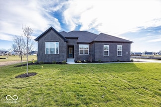 6631 N Dogwood Dr, McCordsville, IN 46055