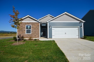 15 Shorthorn Rd, Fletcher, NC 28732