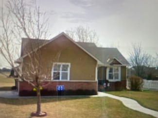 1400 Redbud Ct, Halstead, KS 67056
