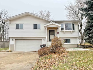 410 Hart Dr, Clinton, WI 53525