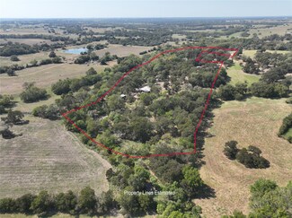 2161 Blue Hole Rd, Bleiblerville, TX 78931