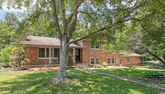 601 Eastlake Dr, Columbia, MO 65203