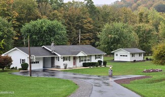 1057 Johnstown Rd, East Freedom, PA 16637