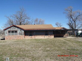 Rt 2 Box 98, Comanche, OK 73529