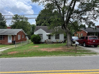 206 Model Farm Rd, High Point, NC 27263