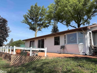 720-722 Frankfort St, Stanton, IA 51573