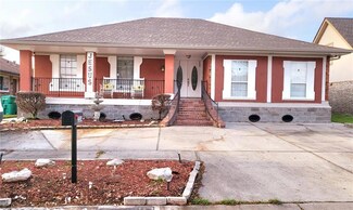 2324 Stall Dr, Harvey, LA 70058