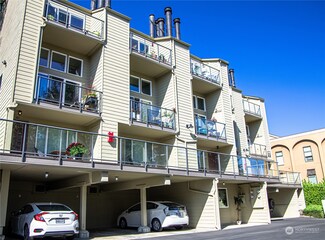 2933 76th Ave SE Unit 12E, Mercer Island, WA 98040