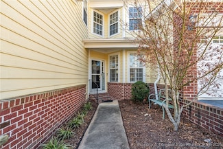 82 Pine Hawk Dr, Spring Lake, NC 28390