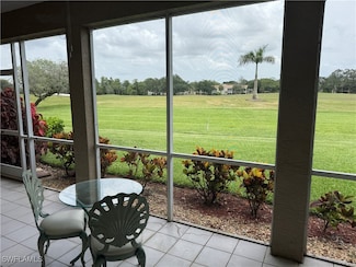 219 Via Perignon Unit 21-2, Naples, FL 34119