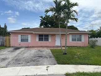 7699 SW 6th St, North Lauderdale, FL 33068
