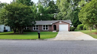 802 Circleview Dr, Dothan, AL 36301