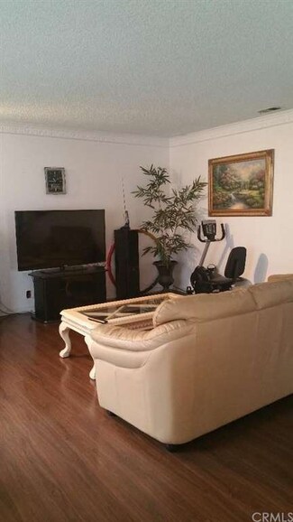 8201 Maureen Dr Unit 1, Midway City, CA 92655