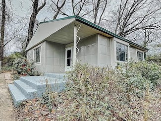 832 Burchill St SW, Atlanta, GA 30310