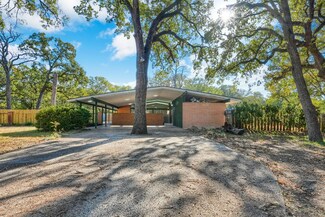 10 Oak Village Rd, Greenville, TX 75402