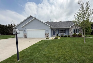 828 Ridgeview Dr, Goshen, IN 46526