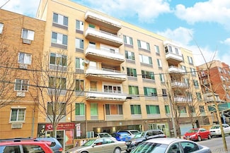 4317 Union St Unit 6E, Flushing, NY 11355