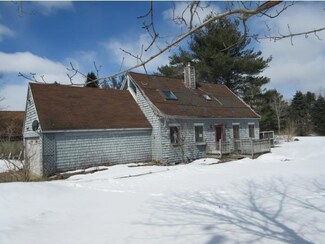 2 Cedar Cir, Jericho, VT 05465