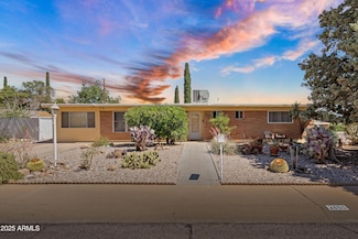 2865 Meadowlark Dr, Sierra Vista, AZ 85635