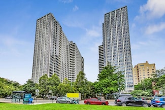 4250 N Marine Dr Unit 2535, Chicago, IL 60613