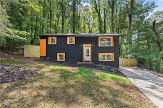 2200 Kenney Ct, Atlanta, GA 30344